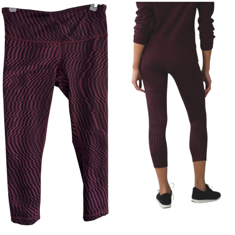 Lululemon Wunder Under Crop (Hi-Rise) *Full-On Luon size 6 with size tag and dot